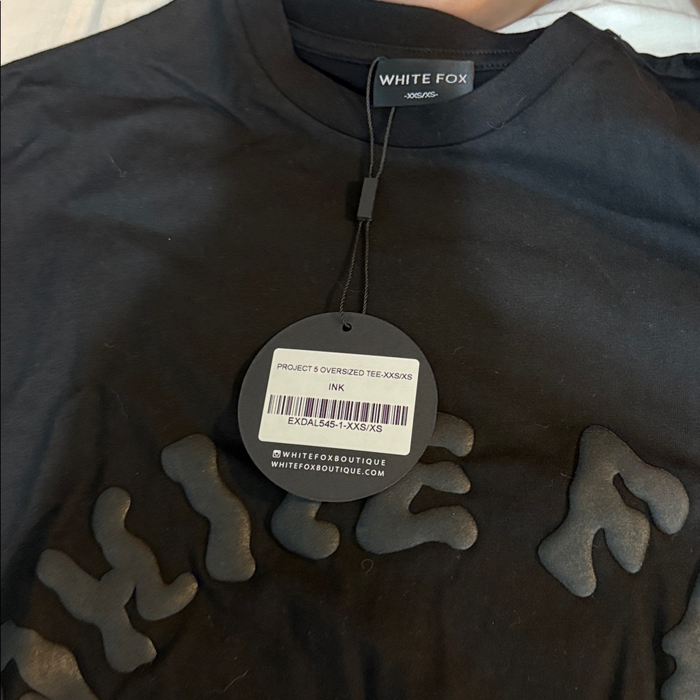White fox tshirt - Picture 2 of 2